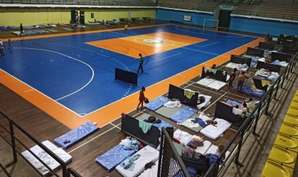 Mais de 200 pessoas ficam desabrigadas após incêndio em ocupação no Rio
