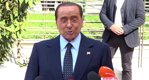 O ex-primeiro-ministro italiano Silvio Berlusconi 