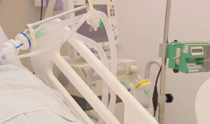 Pacientes da Covid-19 em estado grave necessitam de cilindros de oxigênio