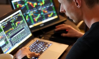 Investidor que tenta trocar de corretora enfrenta demora e burocracia