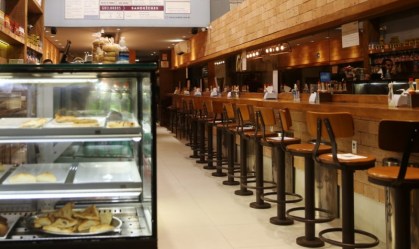 Associação diz que restaurantes já demitiram até 800 mil trabalhadores no Brasil