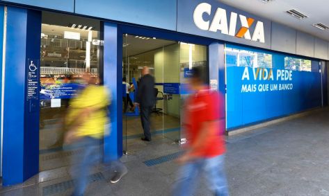 Movimentação em agência da Caixa Econômica Federal