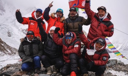 Alpinistas do Nepal chegam ao topo do K2 no inverno pela 1ª vez na história