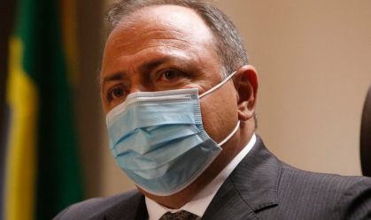 Pazuello pede para explicar ao TCU sobre compra de vacinas e uso de cloroquina