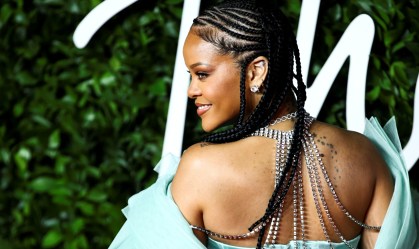 Rihanna, Huck, Messi, CR7 e mais: as doações milionárias contra a COVID-19