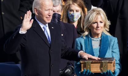 Joe Biden é empossado como presidente dos Estados Unidos