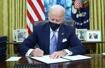 Joe Biden no Salão Oval da Casa Branca