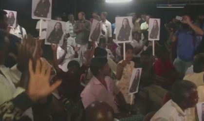 Posse de Kamala Harris é celebrada em vilarejo indiano; entenda