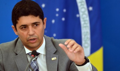 CGU dispensa licitação durante pandemia e libera compra de empresas vetadas
