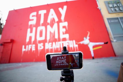 Grafite defende isolamento social nos EUA