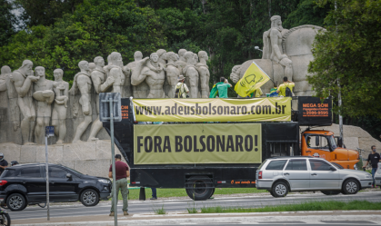 Manifestantes pedem o impeachment do presidente Jair Bolsonaro, nas ruas de São 