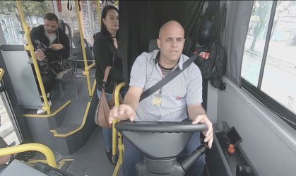 Profissionais de serviços essenciais mudam a rotina em meio à pandemia