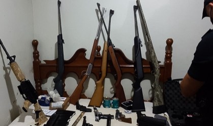 DF: Militares do Exército são presos por fraudar documentos de registro de armas
