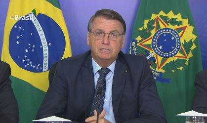 Anvisa não pode sofrer pressão de quem quer seja, diz Bolsonaro