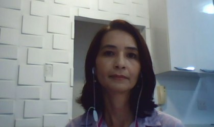 Brasileira relata isolamento na África do Sul, que proibiu cigarro e bebida