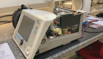 Iniciativa ajuda no reparo de respiradores para hospitais públicos em MG