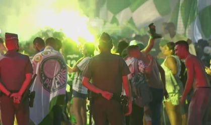 São Paulo registra festas e aglomeração em primeiro fim de semana na fase vermel
