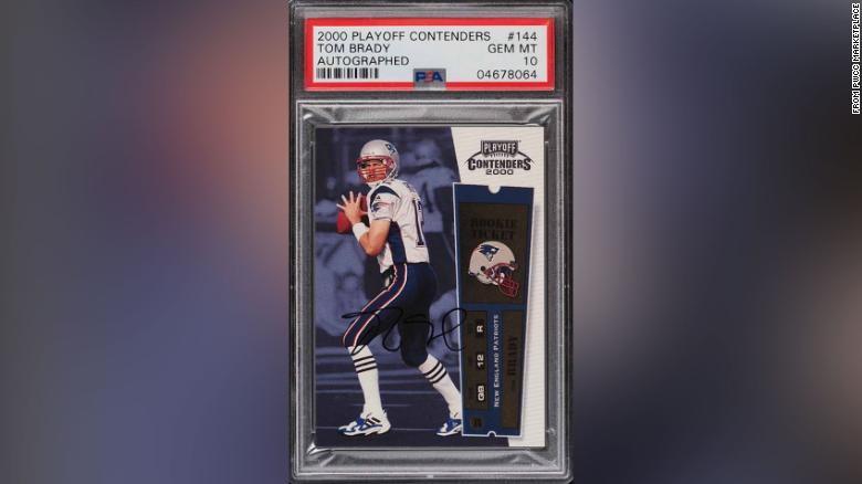 Cartão autografado com foto de Tom Brady novato é leiloado por R$ 3 milhões