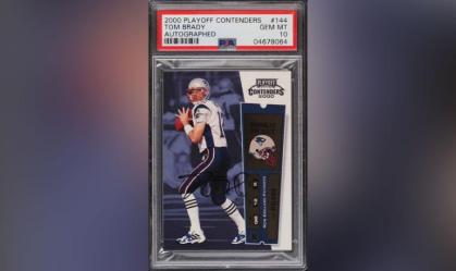 Cartão autografado com foto de Tom Brady novato é leiloado por R$ 3 milhões