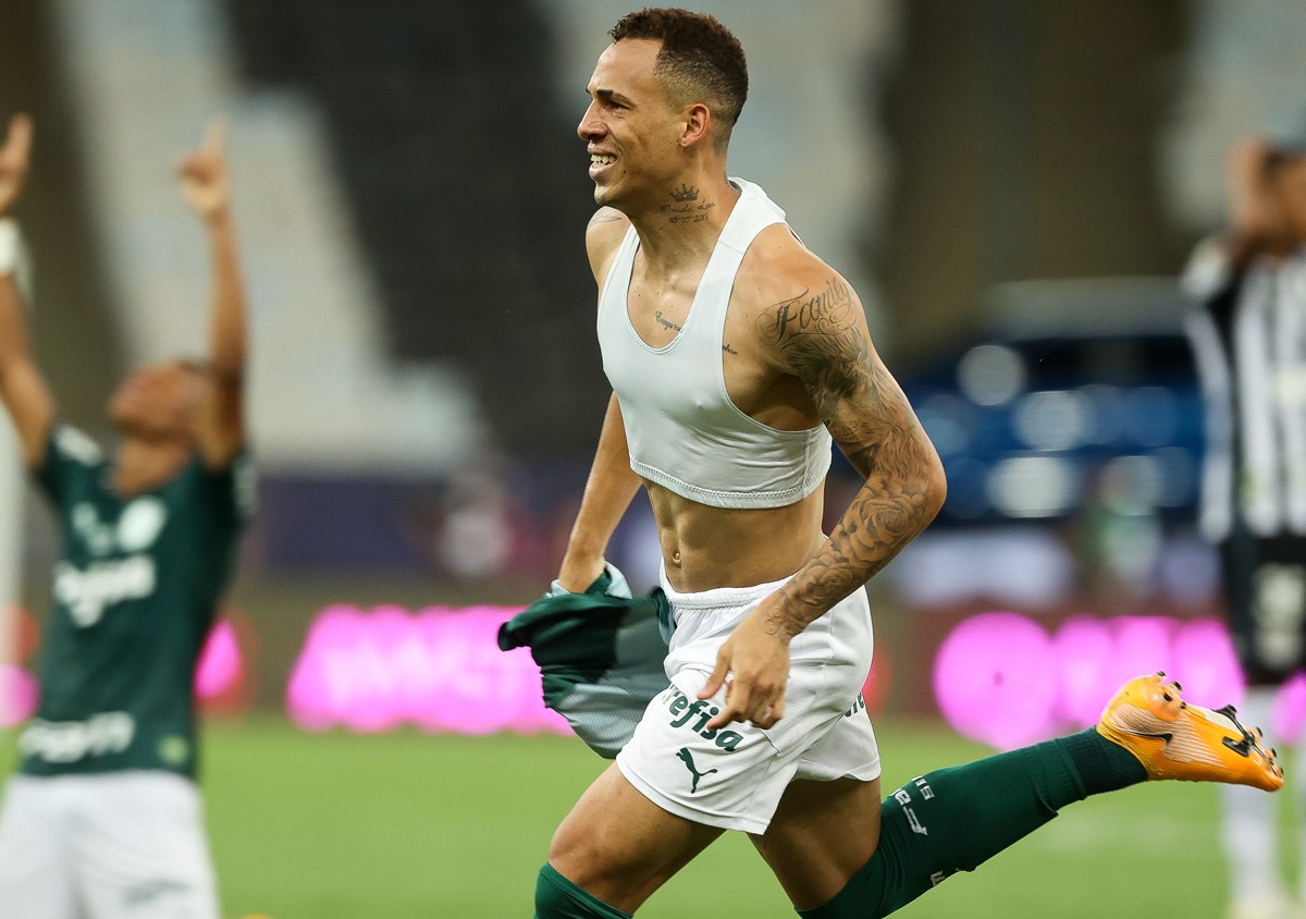 Cabe no Tricolor? Breno Lopes se valoriza no mercado e atrai interesse do São Paulo