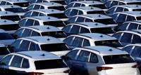 Emplacamento de carros elétricos sobe mais de 195% em 2026, diz Fenabrave