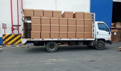 Com excesso de mortos, prefeitura de Guayaquil distribui caixões de papelão