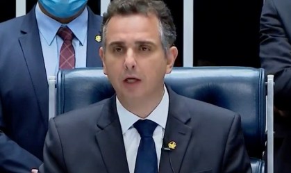 Congresso pede para comprar vacinas não usadas nos EUA