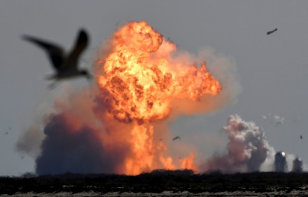 SpaceX Starship SN9 explode durante testes em Boca Chica, Texas (EUA) 02/02/2021