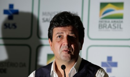 Entramos juntos e sairemos juntos, diz Mandetta sobre equipe da Saúde