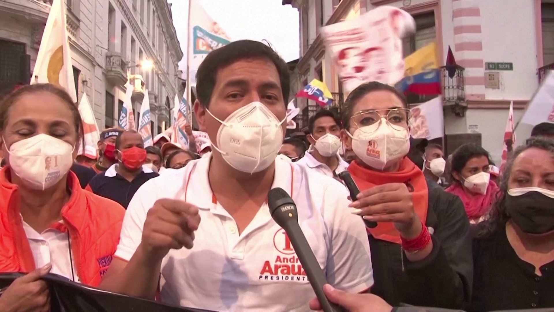 Andrés Arauz, apoiado por Rafael Correa, lidera as pesquisas no Equador