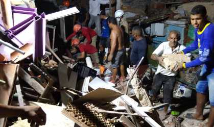 Explosão em casa provoca desmoronamento e deixa quatro mortos em Natal