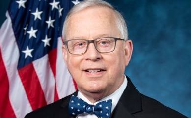 Republicano do Texas é o primeiro no Congresso dos EUA a morrer de Covid-19