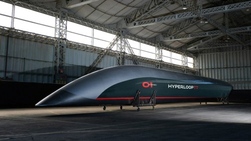 Hyperloop: sistema de transporte feito por cápsulas que viajam por tubos