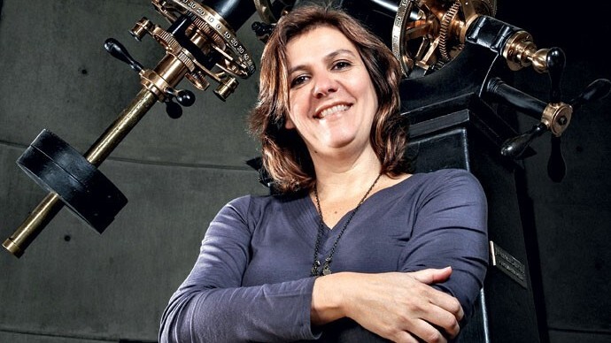 Astrofísica Duilia de Mello estuda o nascimento das galáxias com telescópio espa
