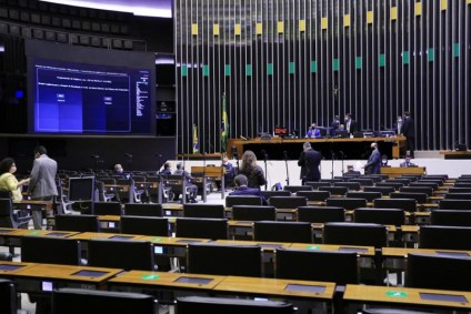 Câmara dos deputados aprovou a volta das comissões em modelo semipresencial