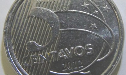 Como descobrir se as cédulas e moedas que você tem em casa são valiosas