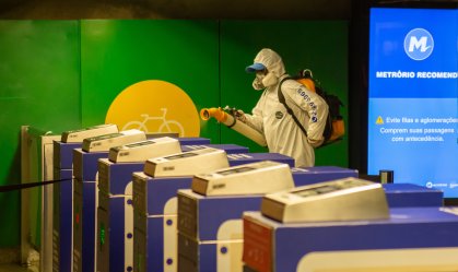 Rio de Janeiro decreta 'lockdown parcial' e fechará calçadão na zona oeste