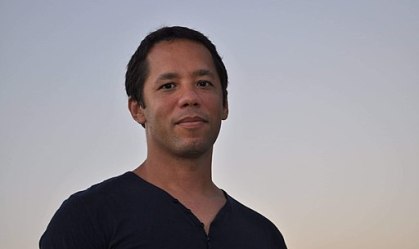 Itamar Vieira Junior celebra mudança na literatura ao alcançar 1 milhão de vendas