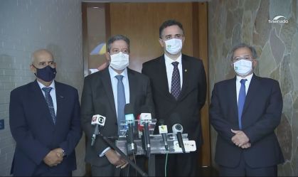 Paulo Guedes e Arthur Lira não se decidem sobre futuro do Orçamento