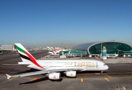 Emirates proíbe pagers e walkie-talkies em voos após ataques no Líbano