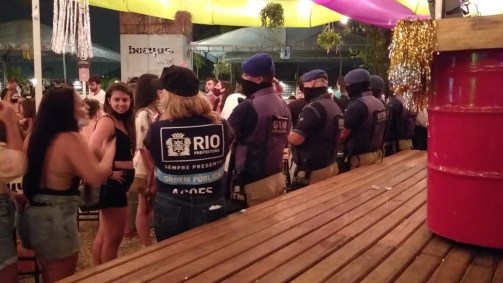 Operação interrompeu baile e interditou bar no Jockey Club do Rio de Janeiro