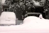 Neve e temperaturas congelantes do Ártico atingem grande parte do leste dos EUA