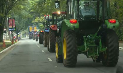 Manifestantes contra o aumento do ICMS em São Paulo vão até a Alesp 
