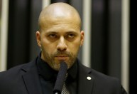 Além do STF, partidos articulam derrubar perdão de Bolsonaro no Congresso