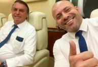 Bolsonaro decreta perdão da pena a Daniel Silveira, condenado pelo STF