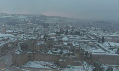 Governo local afirmou que os serviços, escolas e a circulação de veículos iam se