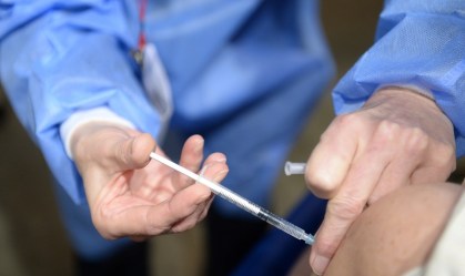 Vacina brasileira em estudo pela Farmacore aposta em proteção de longo prazo