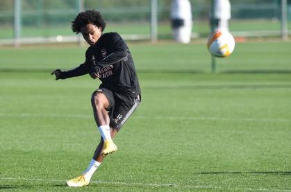 Jogador Willian denunciou ataques racistas em suas redes sociais