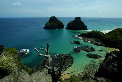 Fernando de Noronha fechou aeroporto, única porta de entrada, em 21 de março