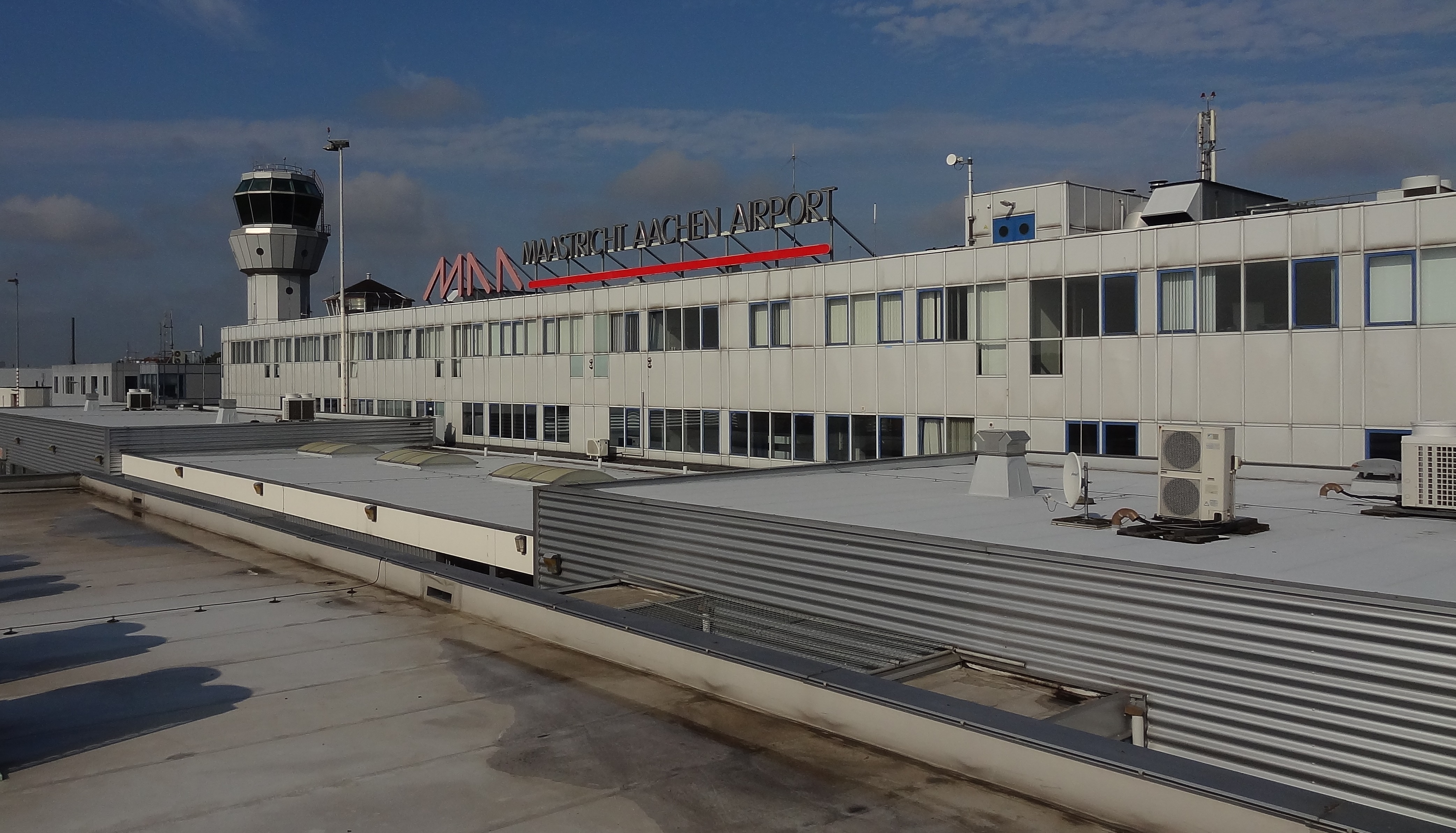 Aeroporto de Maastricht Aachen na Holanda